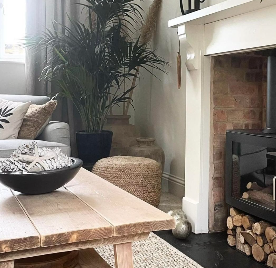 7 Stylish Ideas for Your Empty Fireplace: Modern & Cosy Looks