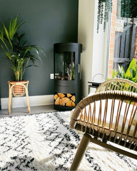 Howarth Black
