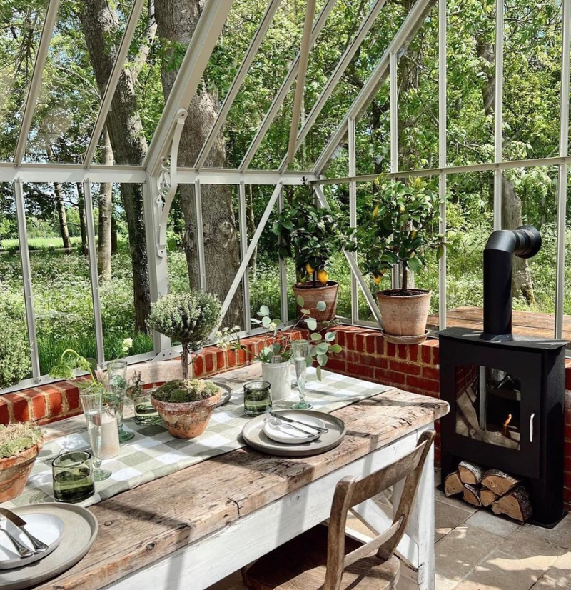 Outdoor bioethanol fireplace