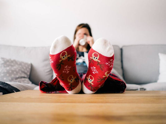 10 Festive Ways to Decorate Your Living Room for Christmas