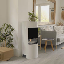 Stow White
