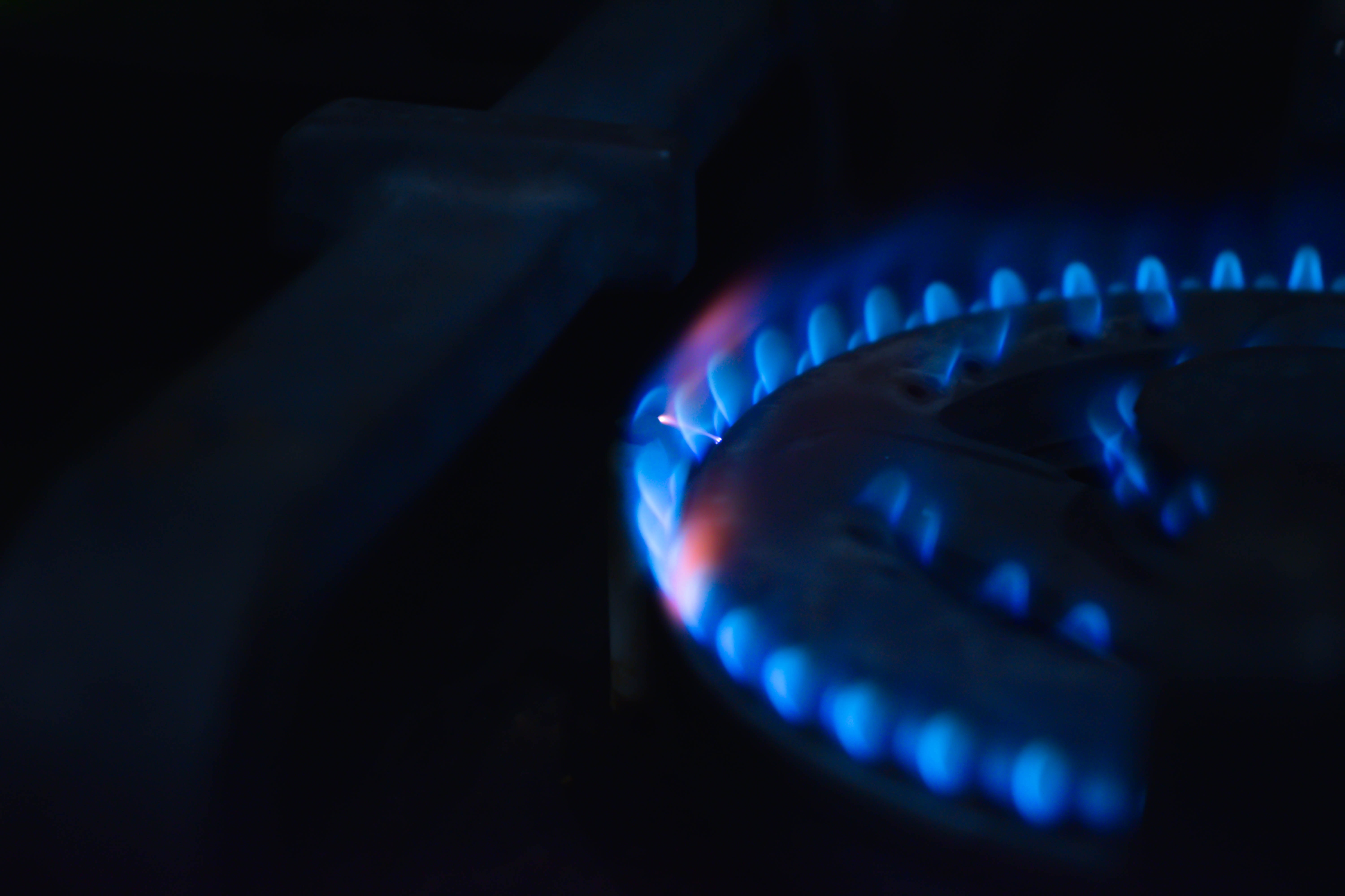 Heating Your Home Without Gas: What Are Your Alternatives?